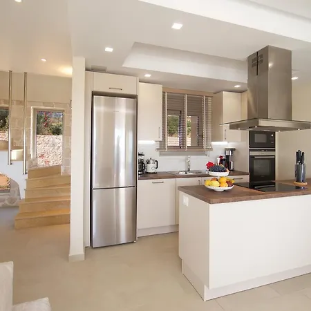 Βίλα Ion Pangea *